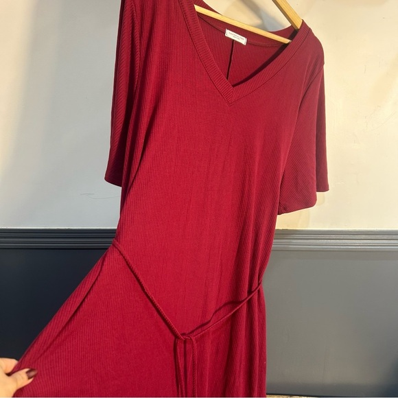 Chic Soul Shirt Dress in Burgundy with Tie Plus Size - Picture 11 of 12